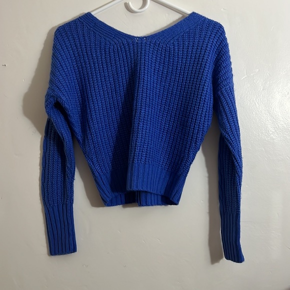 Blue cropped knitted long sleeve - Picture 4 of 6